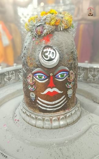 भस्म आरती के पहले हुआ पंचामृत स्नान। 