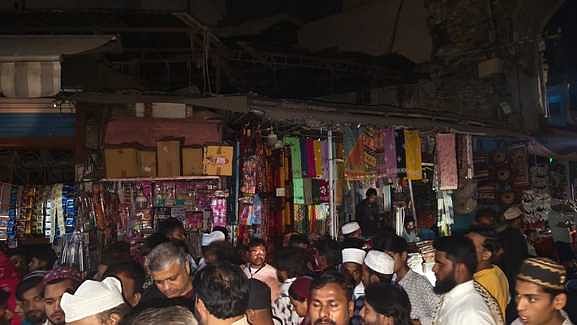 मुस्लिम इलाकों में ‘बत्ती गुल’’ आंदोलन