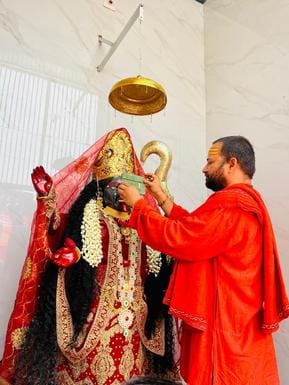 इकरार अहमद.....गांधी आश्रम स्थित भगवान परशुराम मंदिर में स्थापना दिवस कार्यक्रम धार्मिक गाती मह