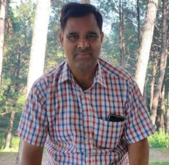 शाहपुर बाजार में फोरलेन परियोजना के तहत बन रही सर्विस लेन। -संवाद शाहपुर बाजार में फोरलेन परियोजना के तहत बन रही सर्विस लेन। -संवाद