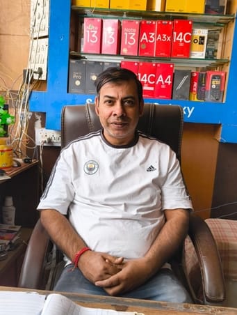 शाहपुर बाजार में फोरलेन परियोजना के तहत बन रही सर्विस लेन। -संवाद शाहपुर बाजार में फोरलेन परियोजना के तहत बन रही सर्विस लेन। -संवाद