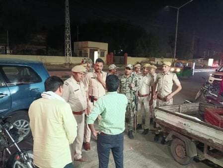 बीकानेर: पुलिस का शहर के कई इलाकों में सर्च ऑपरेशन, कई संदिग्ध हिरासत में बीकानेर: पुलिस का शहर के कई इलाकों में सर्च ऑपरेशन, कई संदिग्ध हिरासत में