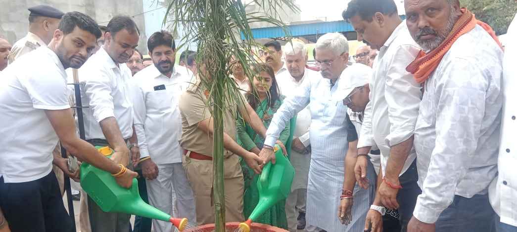 05सीटीके27...केंद्रीय मंत्री मनोहर लाल के 71वें जन्म दिन पर कला परिषद रोहतक,लोक कला संगठन व लो 05सीटीके27...केंद्रीय मंत्री मनोहर लाल के 71वें जन्म दिन पर कला परिषद रोहतक,लोक कला संगठन व लो