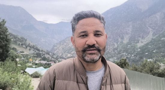 हरीश ठाकुर