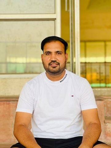 मोहित मोहित
