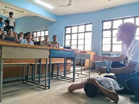 नूरपुर आर्य डिग्री कालेज में आयोजित मॉक ड्रिल में हिस्सा लेते हुए एनसीसी केडेट्स
