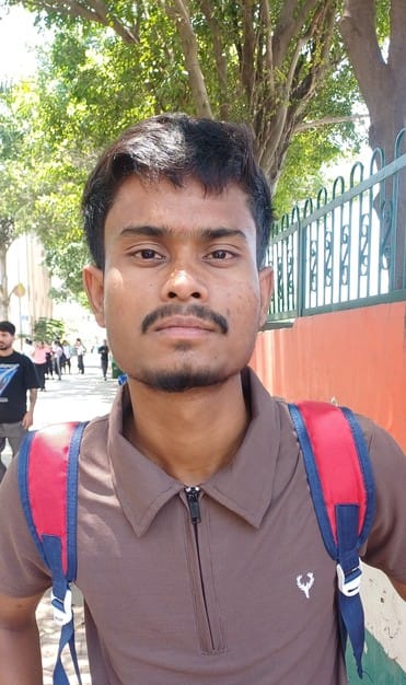 आर्या गुंजन।