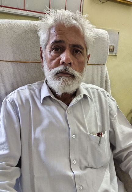 फोटो संख्या:72- पूर्व सैनिक ओमपाल सिंह--संवाद