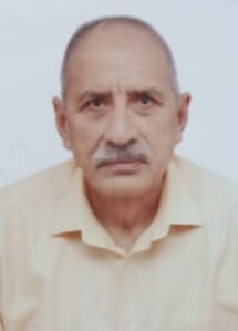 पूर्व लेफ्टिनेंट, गुलजार सिंह मुल्तानी ।