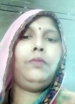 सरायअकिल के धारुपुर समीप हादसे के बाद मौके पर खडा डंपर। संवाद सरायअकिल के धारुपुर समीप हादसे के बाद मौके पर खडा डंपर। संवाद