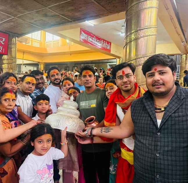 पंचामृत स्नान...