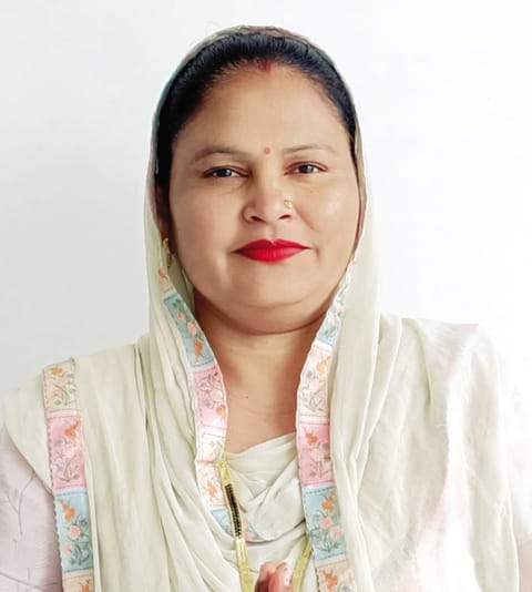 बराड़ा के रिहायशी क्षेत्रों में फैला कूड़ा। संवाद