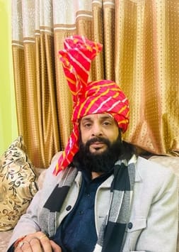 कृष्ण शर्मा, प्रधान, गोशाला समिति।