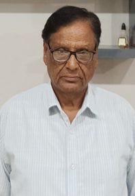 फोटो संख्या:73- कनीना रेलवे स्टेशन पर एक्सप्रैस ट्रेनों की ठहराव की मांग को लेकर महापंचायत में 