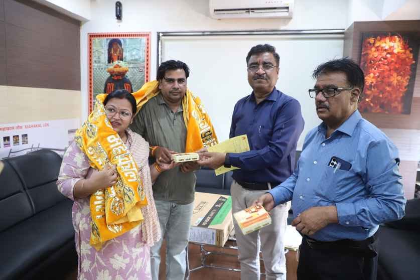 ऐसे हुई भस्म आरती