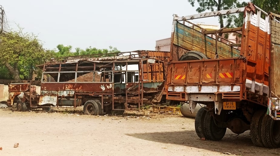 अल्हागंज में बदहाल पड़ी रोडवेज बस अड्डा की कैंटीन। संवाद अल्हागंज में बदहाल पड़ी रोडवेज बस अड्डा की कैंटीन। संवाद