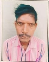 बांकेगंज में पुलिस ने घायलों को अस्पताल में भर्ती कराया। -संवाद।