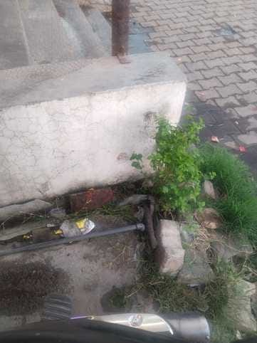 पूरनपुर ब्लॉक के घुंघचाई क्षेत्र में गांव मोहब्बतपुर में निर्माणाधीन ओवरहेड टैंक संवाद पूरनपुर ब्लॉक के घुंघचाई क्षेत्र में गांव मोहब्बतपुर में निर्माणाधीन ओवरहेड टैंक संवाद
