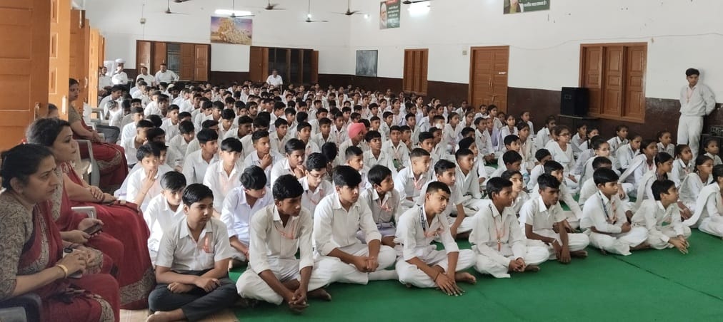 कुरुक्षेत्र। सेवानिवृत्त इंस्पेक्टर  रोशन लाल।