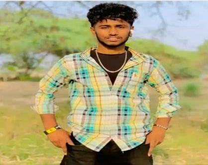 कुरुक्षेत्र। अंकुश के शव को नहर से निकालते गोताखोर प्रगट सिंह। संवाद कुरुक्षेत्र। अंकुश के शव को नहर से निकालते गोताखोर प्रगट सिंह। संवाद
