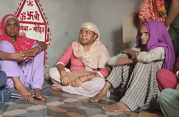 रोहतक के अजायब गांव में वह ड्रम, जिसमें दो माह के बच्चे को डुबोकर मारा गया। संवाद रोहतक के अजायब गांव में वह ड्रम, जिसमें दो माह के बच्चे को डुबोकर मारा गया। संवाद