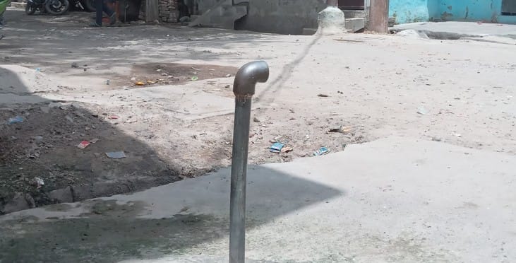 लालू, मघईटोला। संवाद