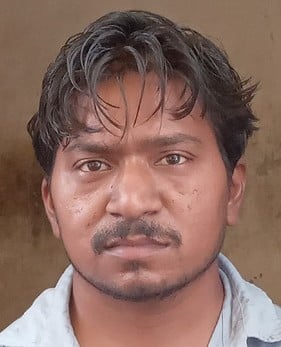 लालू, मघईटोला। संवाद