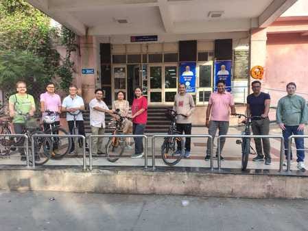 डॉ अनिल भार्गव 