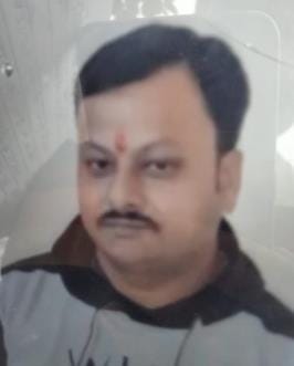 बहराइच-गोंडा मार्ग पर सड़क हादसे में क्षतिग्रस्त कार। बहराइच-गोंडा मार्ग पर सड़क हादसे में क्षतिग्रस्त कार।