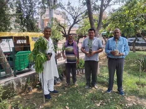 प्राेफेसर डॉ. सुरेश देसवाल प्राेफेसर डॉ. सुरेश देसवाल