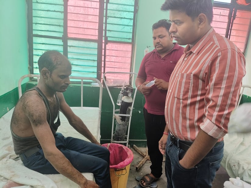 बाघ के हमले में घायल युवक जसपाल सिंह। संवाद बाघ के हमले में घायल युवक जसपाल सिंह। संवाद