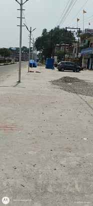 सुजानपुर शहर में निकासी नालियों पर सजी रेहड़ियां। स्रोत जागरूक पाठक