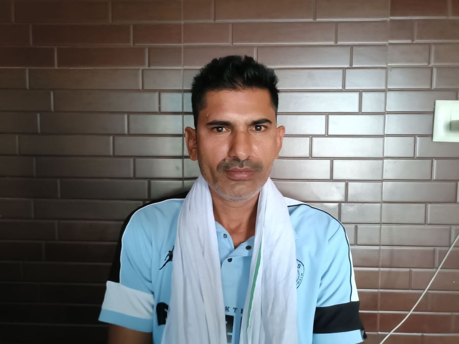 09जेएनडी02: गड्ढों में तबदील लितानी रोड। संवाद
