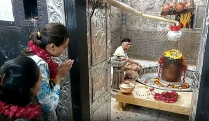 तेजस्वी प्रकाश महाकाल की भक्ति में लीन