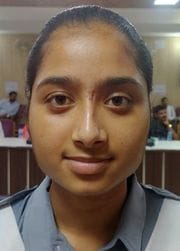 कलक्ट्रेट में मेधावियों को सम्मानित करते सदर विधायक व डीएम। संवाद कलक्ट्रेट में मेधावियों को सम्मानित करते सदर विधायक व डीएम। संवाद
