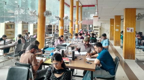तहसील पुस्तकालय रामपुर में नहीं खुली डिजिटल लाइब्रेरी। संवाद