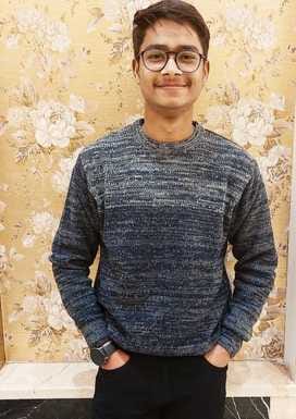 मुंह मीटा कराते बच्चे मुंह मीटा कराते बच्चे