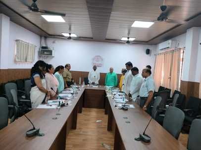 बैठक में लिया निर्णय