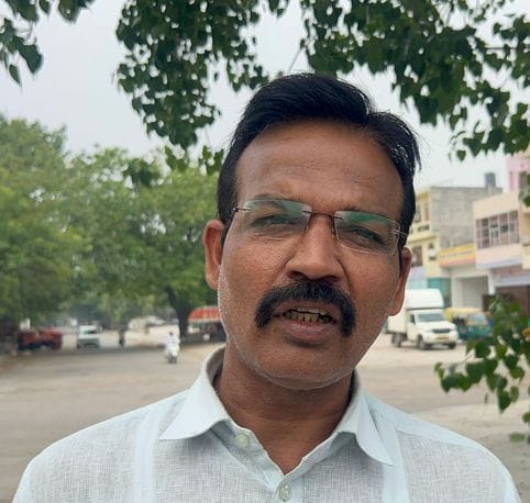 16सीटीके09 रमेश, डीघल।