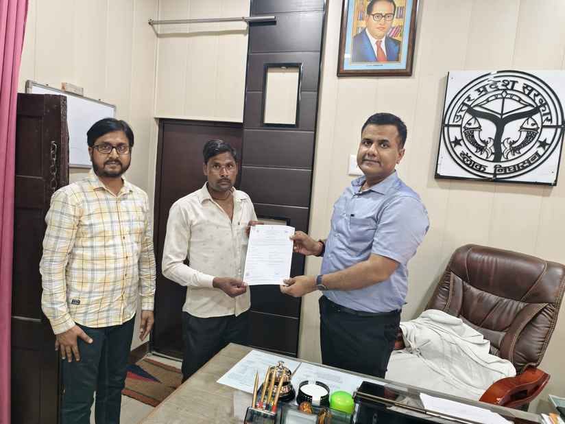 ब्लाॅक बेहजम में जन्म प्रमाण पत्र के लिए लगाया शिविर। विभाग ब्लाॅक बेहजम में जन्म प्रमाण पत्र के लिए लगाया शिविर। विभाग