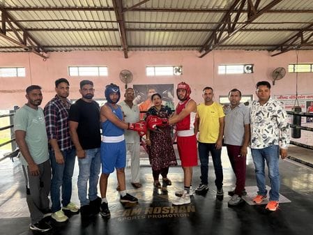 18जेएनडी13-अर्जुन स्टेडियम में आयोजित ट्रायल में भाग लेते हुए खिलाड़ी। संवाद 18जेएनडी13-अर्जुन स्टेडियम में आयोजित ट्रायल में भाग लेते हुए खिलाड़ी। संवाद