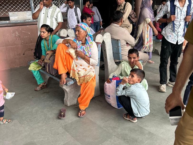 18सीटीके सागर, यात्री