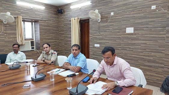 जिले में एक लाख से अधिक लोग करेंगे योगाभ्यास