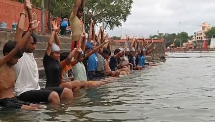 संतोष सोलंकी सचिव मां शिप्रा तैराक दल