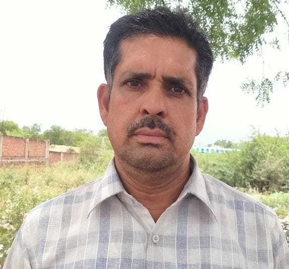 फोटो संख्या:77- रेलवे स्टेशन महेंद्रगढ़ पर खड़ी गाड़ी--संवाद फोटो संख्या:77- रेलवे स्टेशन महेंद्रगढ़ पर खड़ी गाड़ी--संवाद
