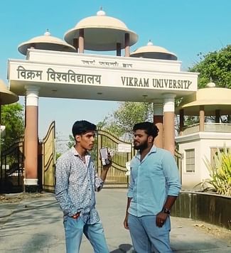 कुछ ऐसा वीडियो बनाया गया कुछ ऐसा वीडियो बनाया गया