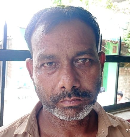 जलालाबाद के गांव तिकोला से संगाहा जाने वाली पूरी तरह क्षतिग्रस्त सड़क। संवाद जलालाबाद के गांव तिकोला से संगाहा जाने वाली पूरी तरह क्षतिग्रस्त सड़क। संवाद