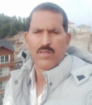 लेतरी से डूहग गांव को सड़क सुविधा से जोड़ने के लिए जब्बर खड्ड पर निर्माणाधीन पुल । संवाद