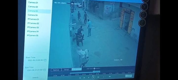25जेएनडी29-नागरिक अस्पताल में पहुंचे मृतक के परिजन। संवाद 25जेएनडी29-नागरिक अस्पताल में पहुंचे मृतक के परिजन। संवाद