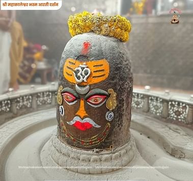 कुछ ऐसे हुआ पंचामृत स्नान कुछ ऐसे हुआ पंचामृत स्नान
